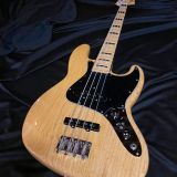 Fender American Vintage ’75 Jazz Bass Guitar (2008) – Natural Finish – Super Clean and a nice weight