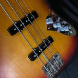 Fender Artist Series Jaco Pastorius Fretless Jazz Bass Guitar-Pau Ferro Fingerboard & 3T Sunburst