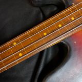 Fender Artist Series Jaco Pastorius Fretless Jazz Bass Guitar-Pau Ferro Fingerboard & 3T Sunburst