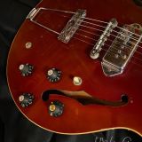 Gibson 1967 ES-330 in Sparkling Burgundy Mist – Original P90’s