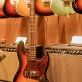 Fender Custom Shop Journeyman 60’s Reissue  Jazz Bass Guitar (2018) – Faded 3 Tone Sunburst