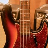 Fender Custom Shop Journeyman 60’s Reissue  Jazz Bass Guitar (2018) – Faded 3 Tone Sunburst