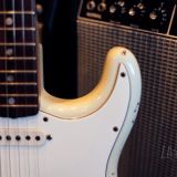 Fender Custom Shop ’69 Relic’d Stratocaster 02′ – Vintage White Finish & Abigail Pickups – She Rocks