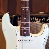 Fender Custom Shop ’69 Relic’d Stratocaster 02′ – Vintage White Finish & Abigail Pickups – She Rocks