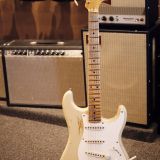 Fender ’57 Custom Shop Heavy Relic Electric Guitar (2009) – Blonde Finish & OHSC with COA