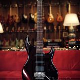 Ernie Ball “Luke” Signature Guitar by Music Man – EMG Pickups – 1st Year Steve Lukather Model !