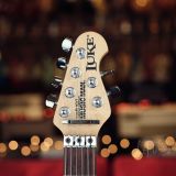 Ernie Ball “Luke” Signature Guitar by Music Man – EMG Pickups – 1st Year Steve Lukather Model !