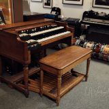 Hammond 1972 B3 Organ with Bass Pedals &  60’s Leslie 122RV Speaker Cabinet – Signed & Played By The Greats!