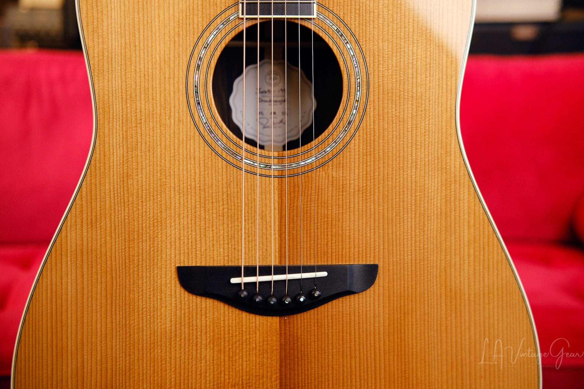 torrefied adirondack spruce solid top dreadnought