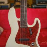 Danocaster Jazz Bass – 2020 – White – Lindy Fralin Pickups