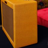 Fender Tweed Deluxe Reissue – Handwired & Shelby Lynne Owned – We Love this little amp !