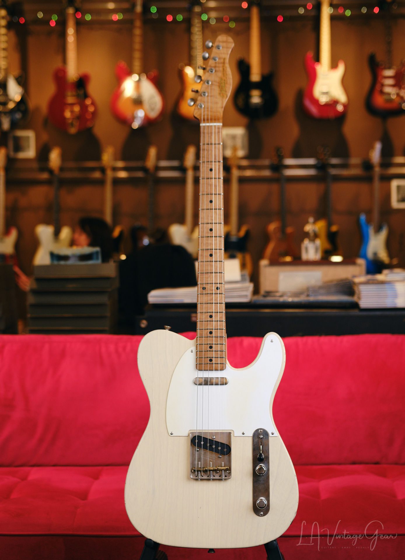 Xotic XTC1 T-Style Electric Guitar-White Blonde Finish u0026 Maple Fingerboard-  SKB Case - Brand New !