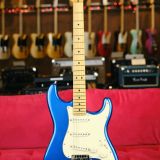 Fender American Ultra Stratocaster 2022-Alder Body in a Cobra Blue Gloss Finish-Mint Condition!