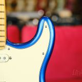 Fender American Ultra Stratocaster 2022-Alder Body in a Cobra Blue Gloss Finish-Mint Condition!