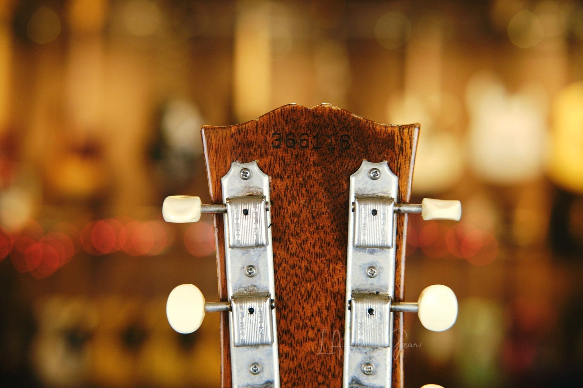 Gibson Vintage 1965 J50 ADJ Dreadnaught Acoustic Guitar