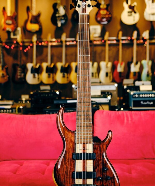 Tobias 6 String Classic Bass 1996-Walnut-Wenge-Alder Body, Pau Ferro Fretboard & Bartolini Pickups!