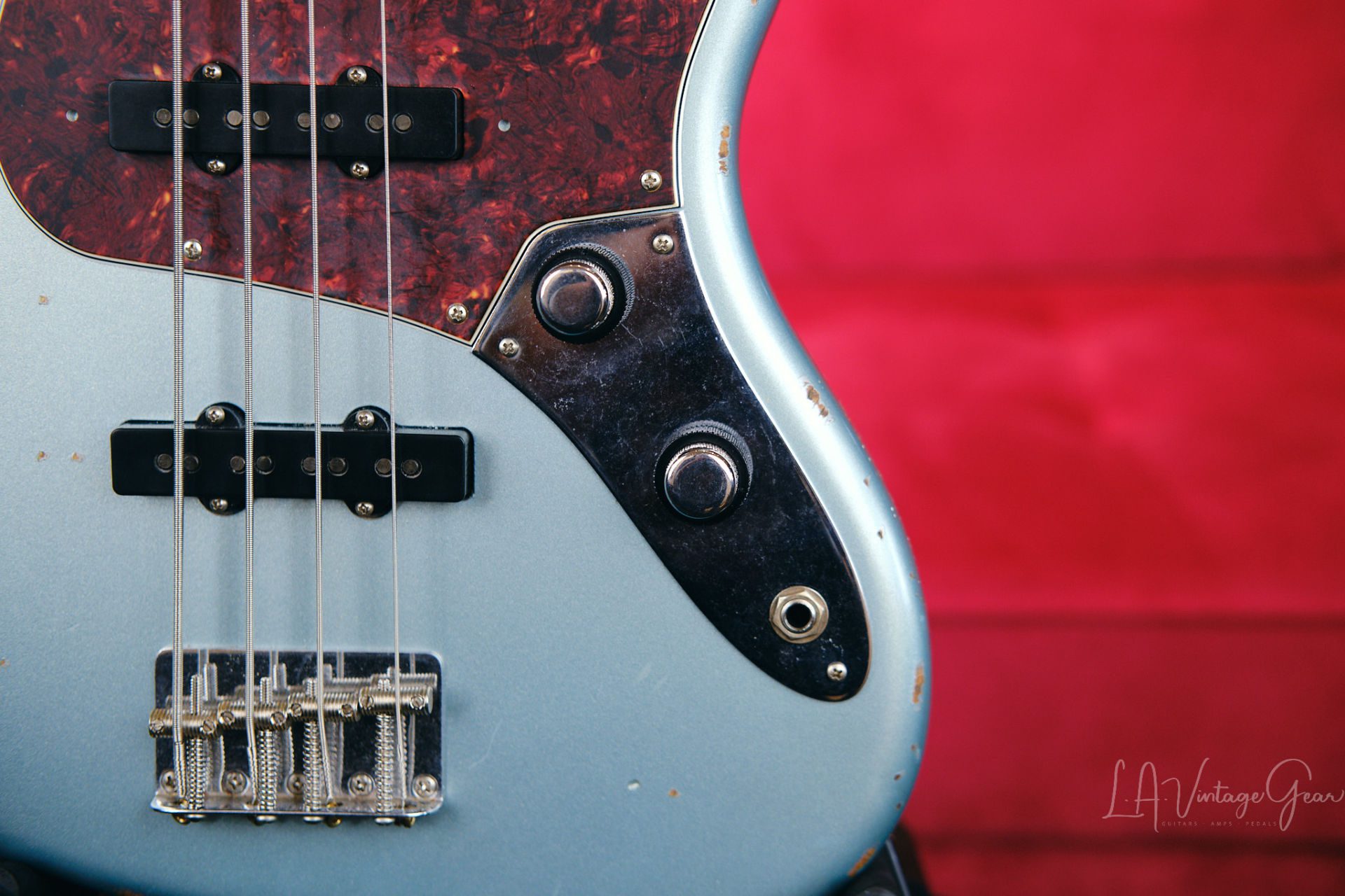 Fender 60th Anniversary Road Worn Jazz Bass In A Firemist Silver Finish -  Pau Ferro Fretboard Mid 60's C Neck Profile!