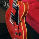 Gibson ES-335 Semi-Hollowbody ’64 Historic Reissue Electric Guitar (2021) – Watermelon Red Finish