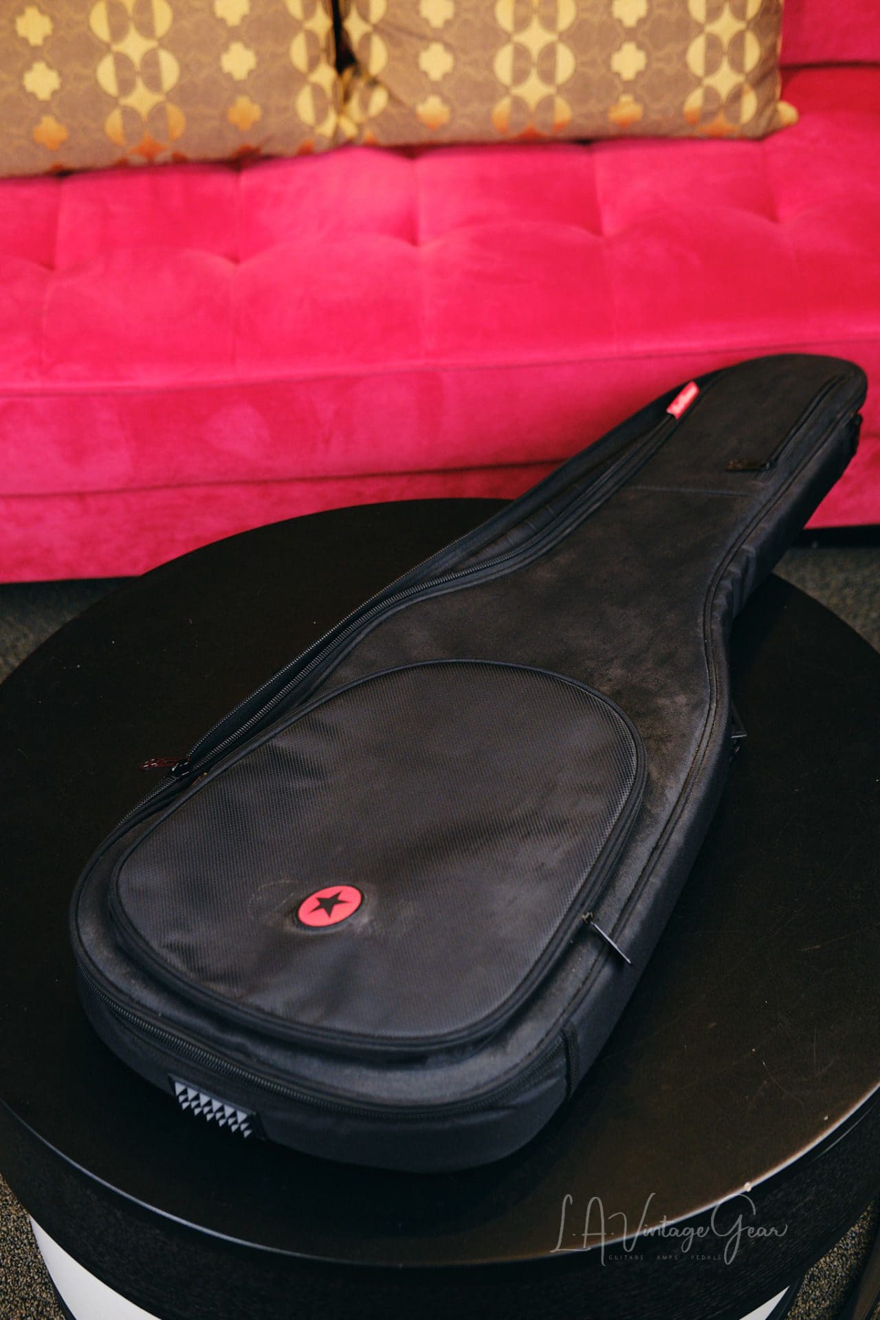 Road runner boulevard ii online electric guitar gig bag