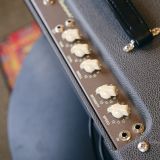 Victoria ‘Reverberato’ Tank in Charcoal Gray Tolex – Tube Reverb & Vibrato In One! Mint Condition!