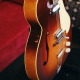 1950s Silvertone 1425 Aristocrat Archtop Electric Guitar – Comes with Original Chipboard Case!