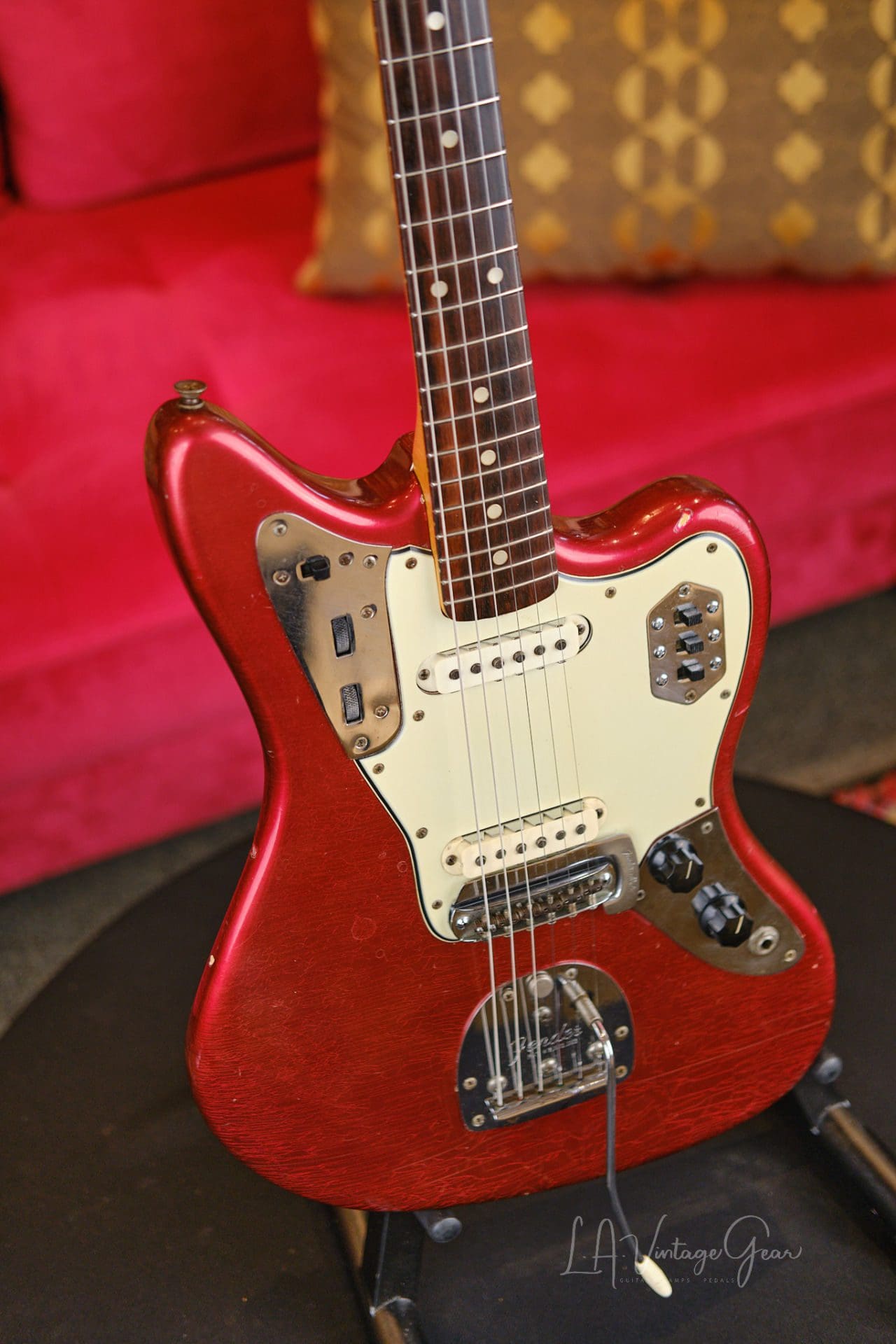 Fender jaguar candy apple outlet red