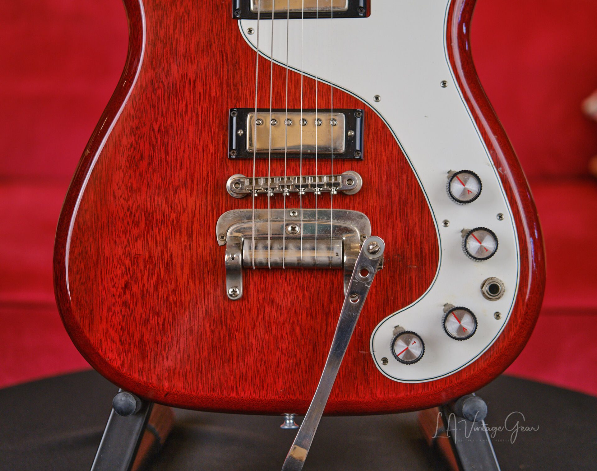 1965 Epiphone Wilshire - A Killer Vintage Guitar!