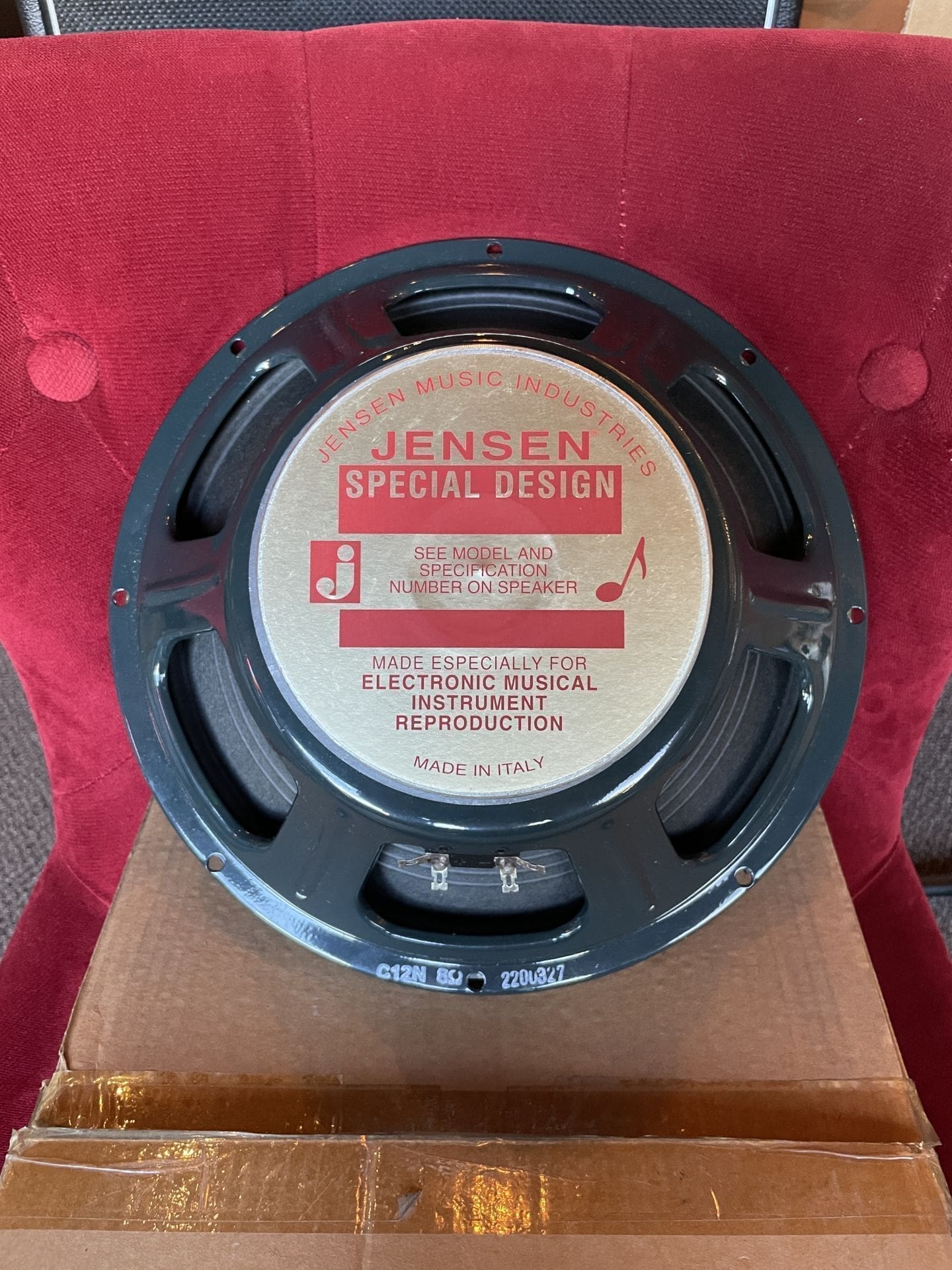 Jensen C12N Vintage Ceramic 12″ 50-Watt 8ohm Guitar Speaker – LA