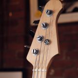 Lakland Skyline 44-01 – Great Active 4 String!