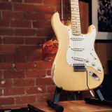 Fender ’57 Custom Shop Heavy Relic Electric Guitar (2010) – Blonde Finish & OHSC with COA