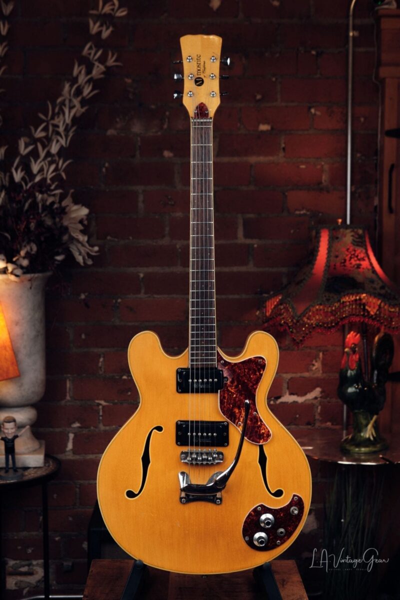 1968 Mosrite Celebrity - Great 60's Vibe!