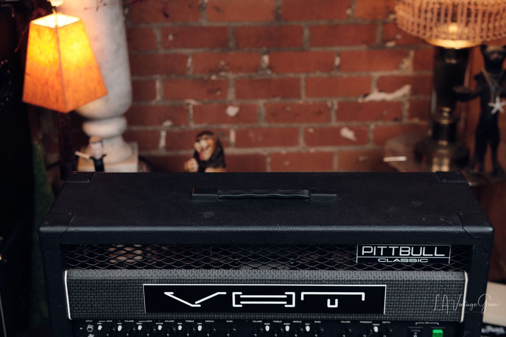 VHT Pittbull Classic 100 – 3-Channel, 100-Watt EL34 Tube Head and 4x12 Cabinet - with Footswitch! - Image 7