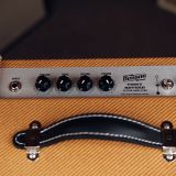 Benson Vinny Reverb 1×10 Combo 5 Watt Guitar Amplifier –  Aged Tweed Tolex & Oxblood Grill!