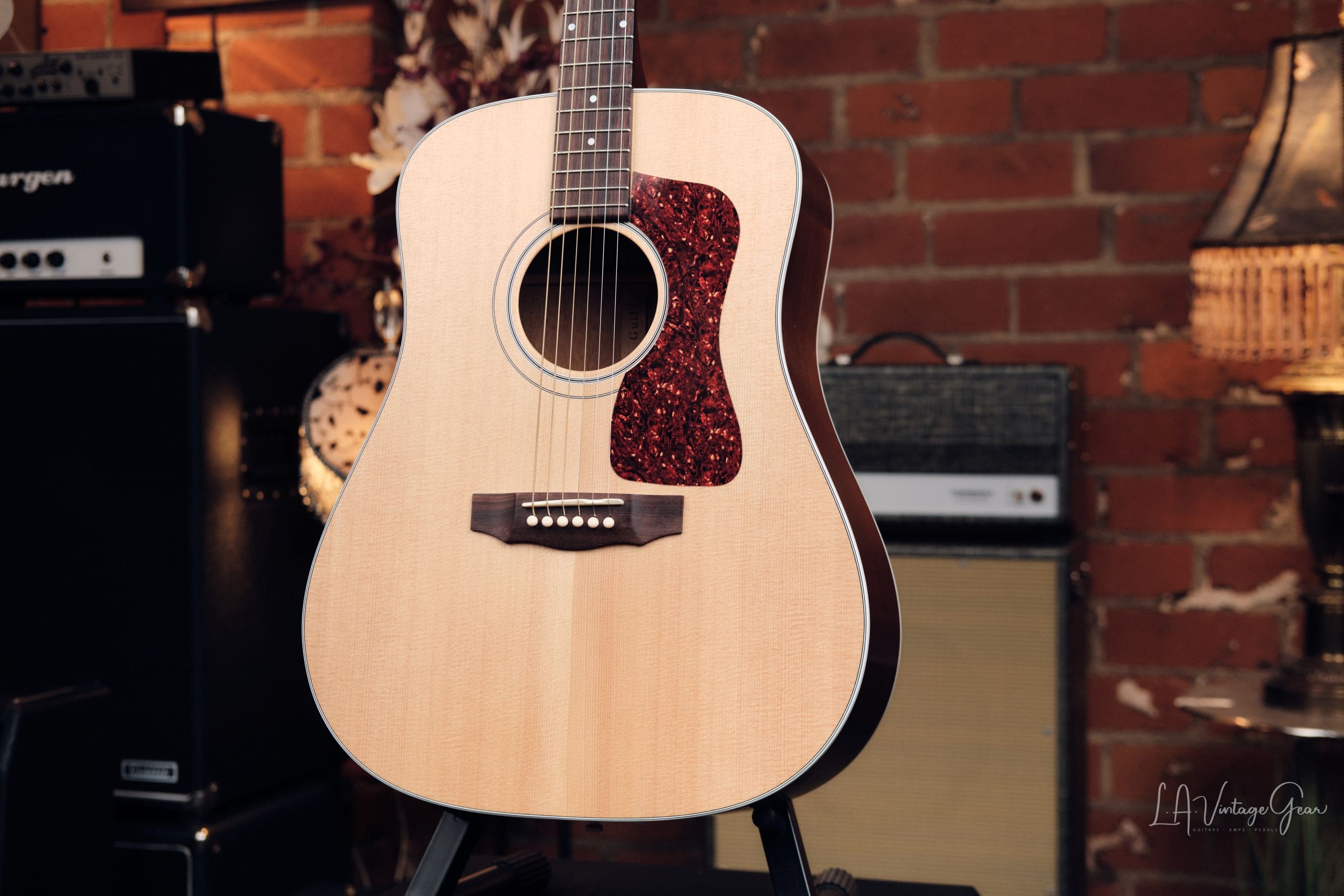 Guild 1989 D-40 ハードケース付（Guild 99-744-0060 D-40