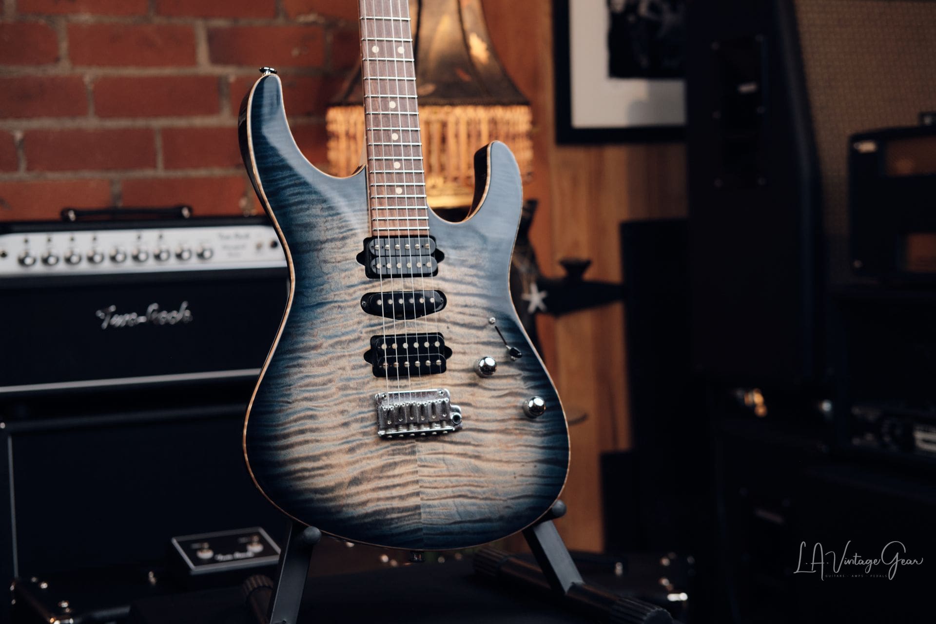 Suhr Modern Pro - In Faded Trans Whale Blue Burst! • LA