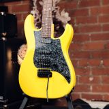 James Tyler Guitars JTG-Mk1 – Fly Yellow!