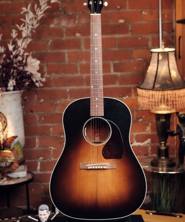 Gibson Acoustic 1942 Banner J-45 Acoustic Guitar - Vintage Sunburst