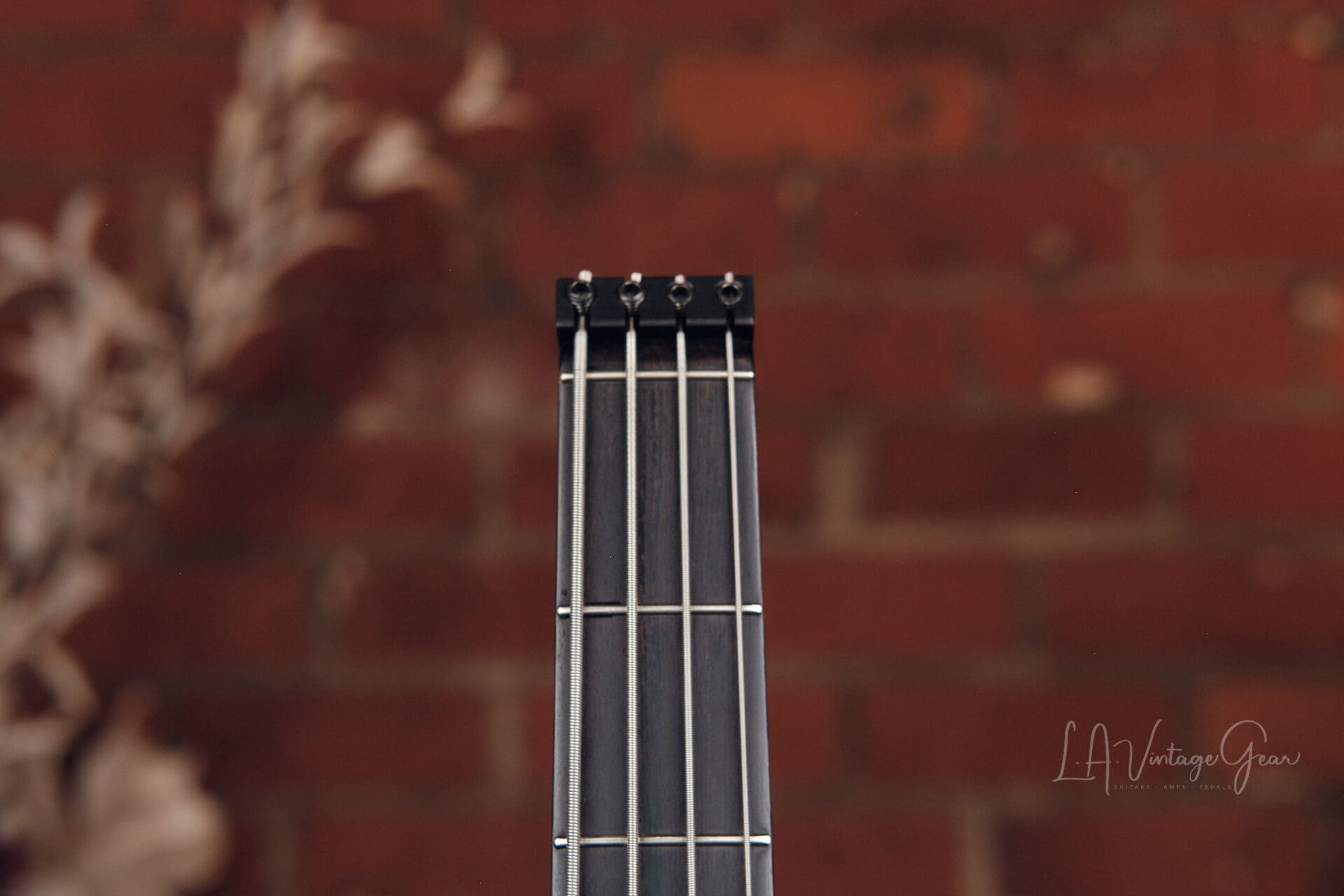 Le Fay Pangton 4 String - Great Headless Bass! - Image 7