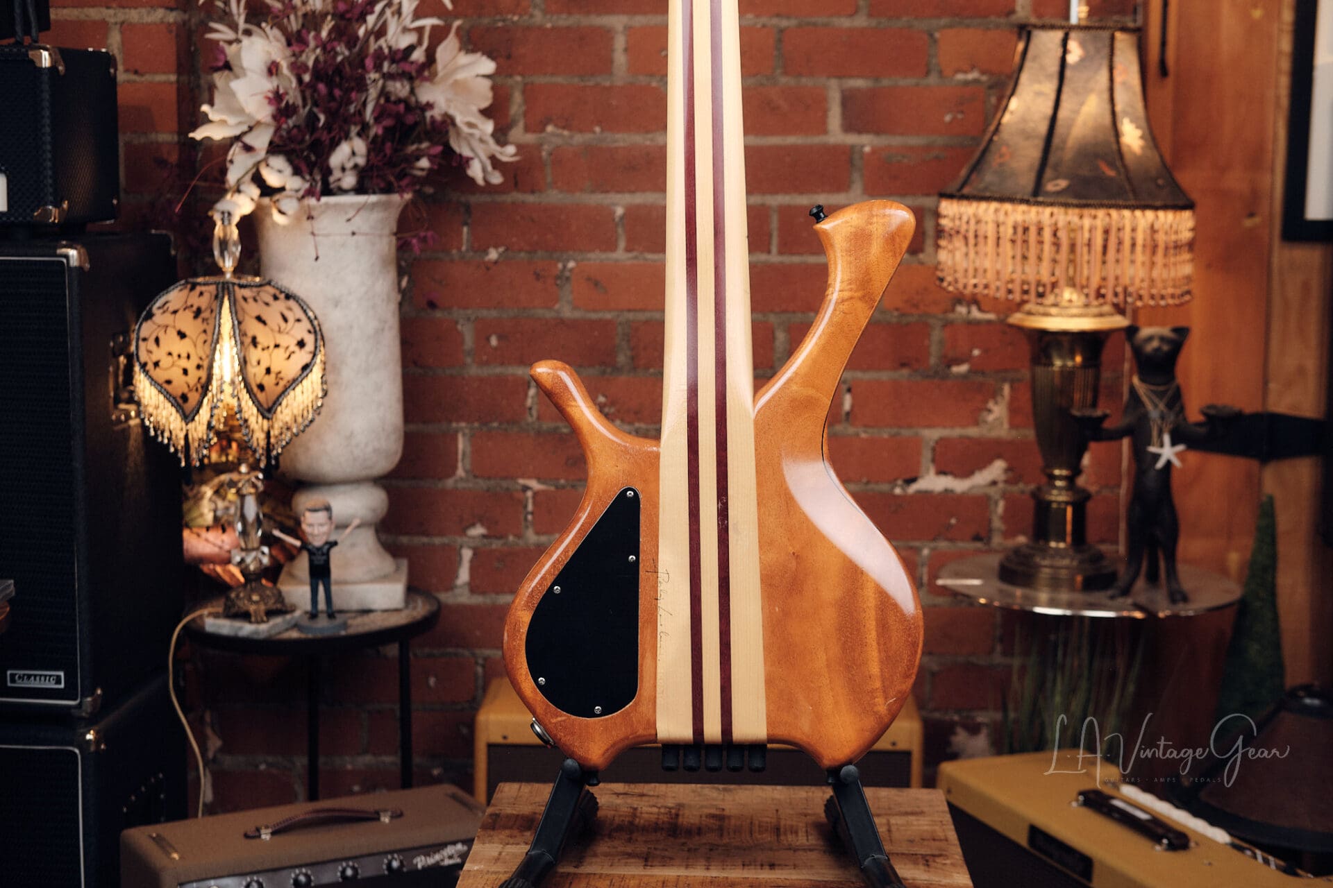 Laurus Quasar 5 String Fretless Bass - With Bartolini Pickup! - Image 12