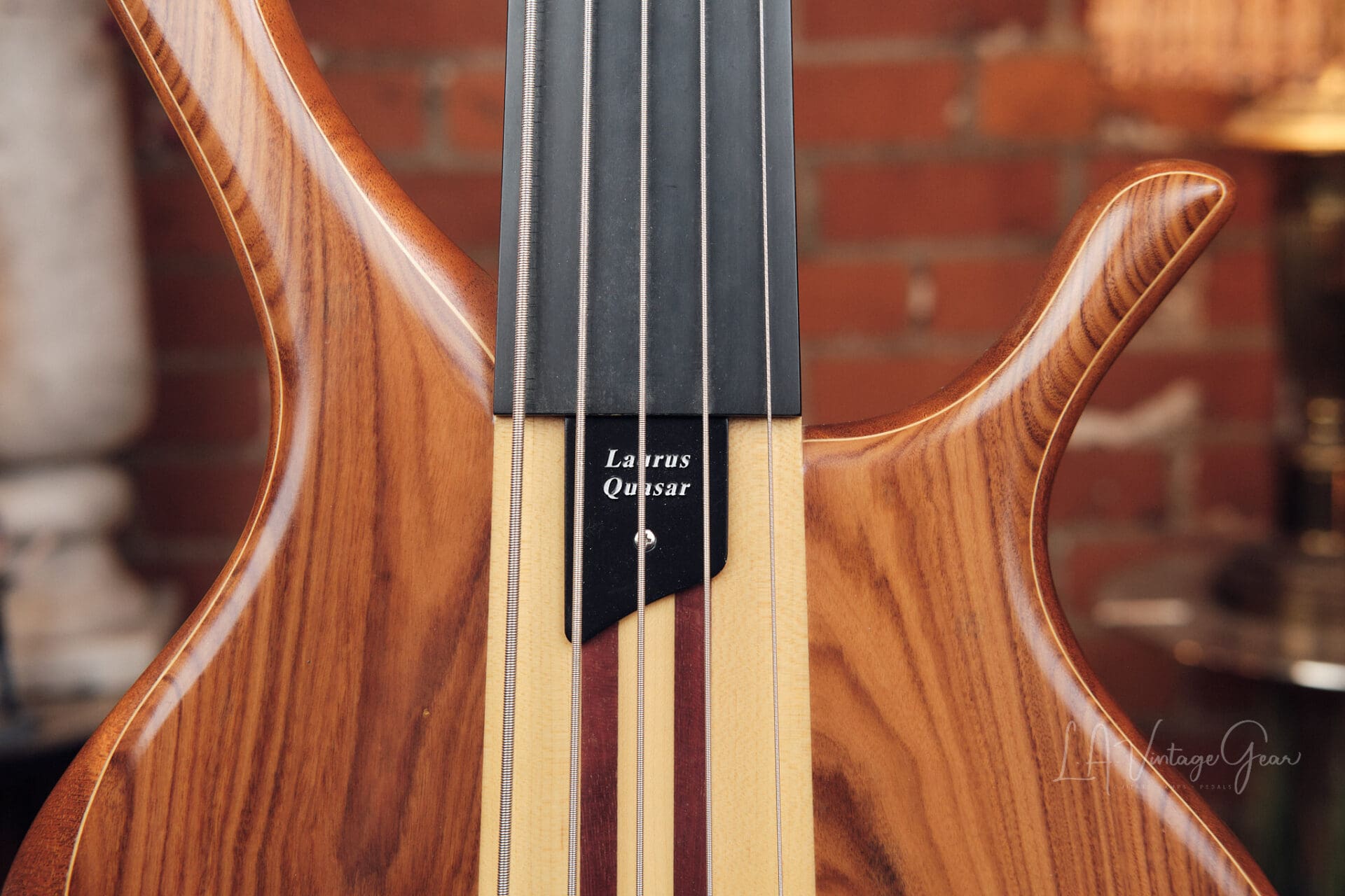 Laurus Quasar 5 String Fretless Bass - With Bartolini Pickup! - Image 5