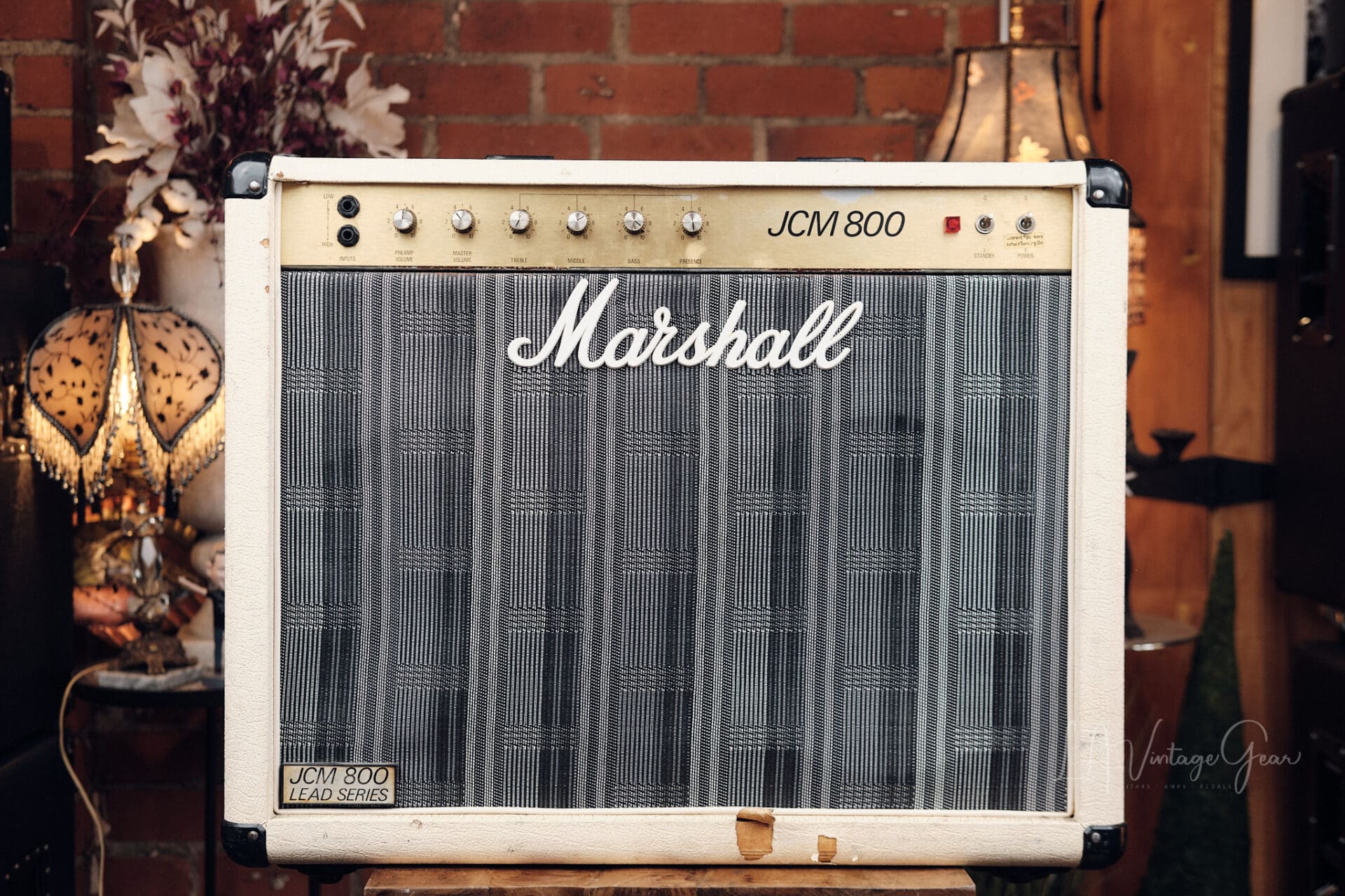 Marshall JCM 800 4104 50 Watt Lead 2x12 Combo Amp - White Tolex