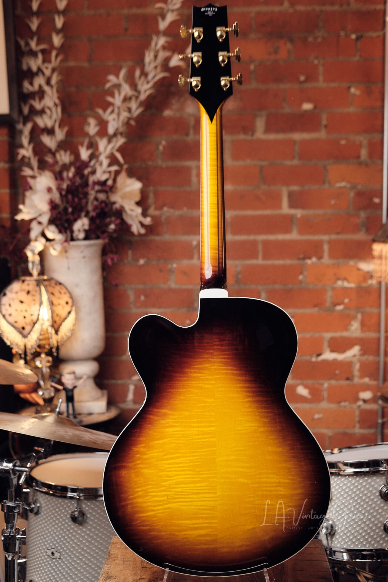 Heritage Eagle Standard Classic Electric Guitar – Classic Handcrafted Archtop! - Image 8