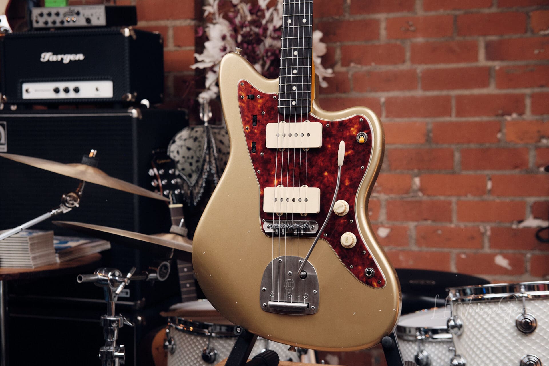 Lelah Custom Guitars 37JM - Firemist Gold with Avantguard! - Image 4