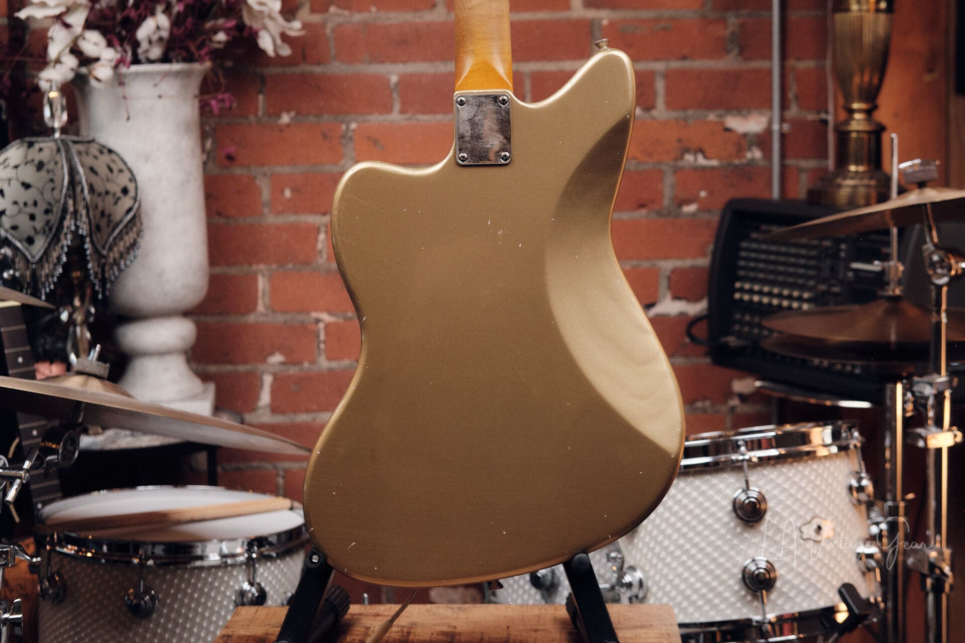 Lelah Custom Guitars 37JM - Firemist Gold with Avantguard! - Image 12