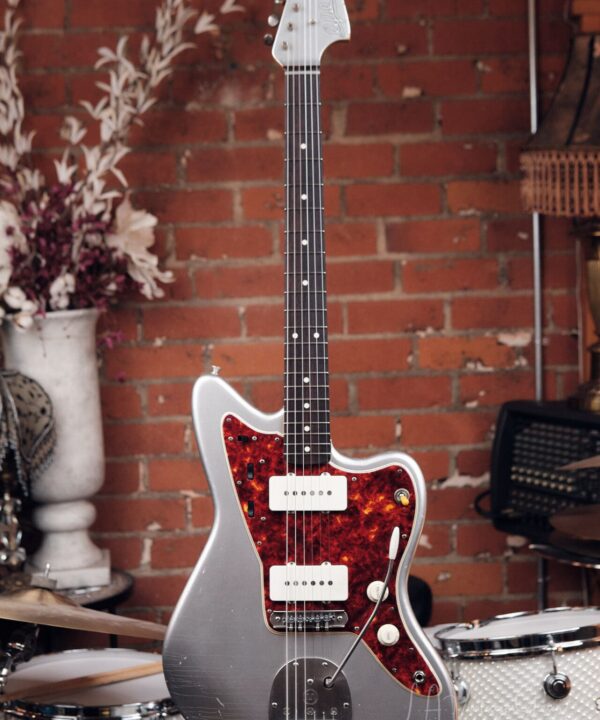 Lelah Custom Guitars 37JM - Inca Silver with Avanguard!