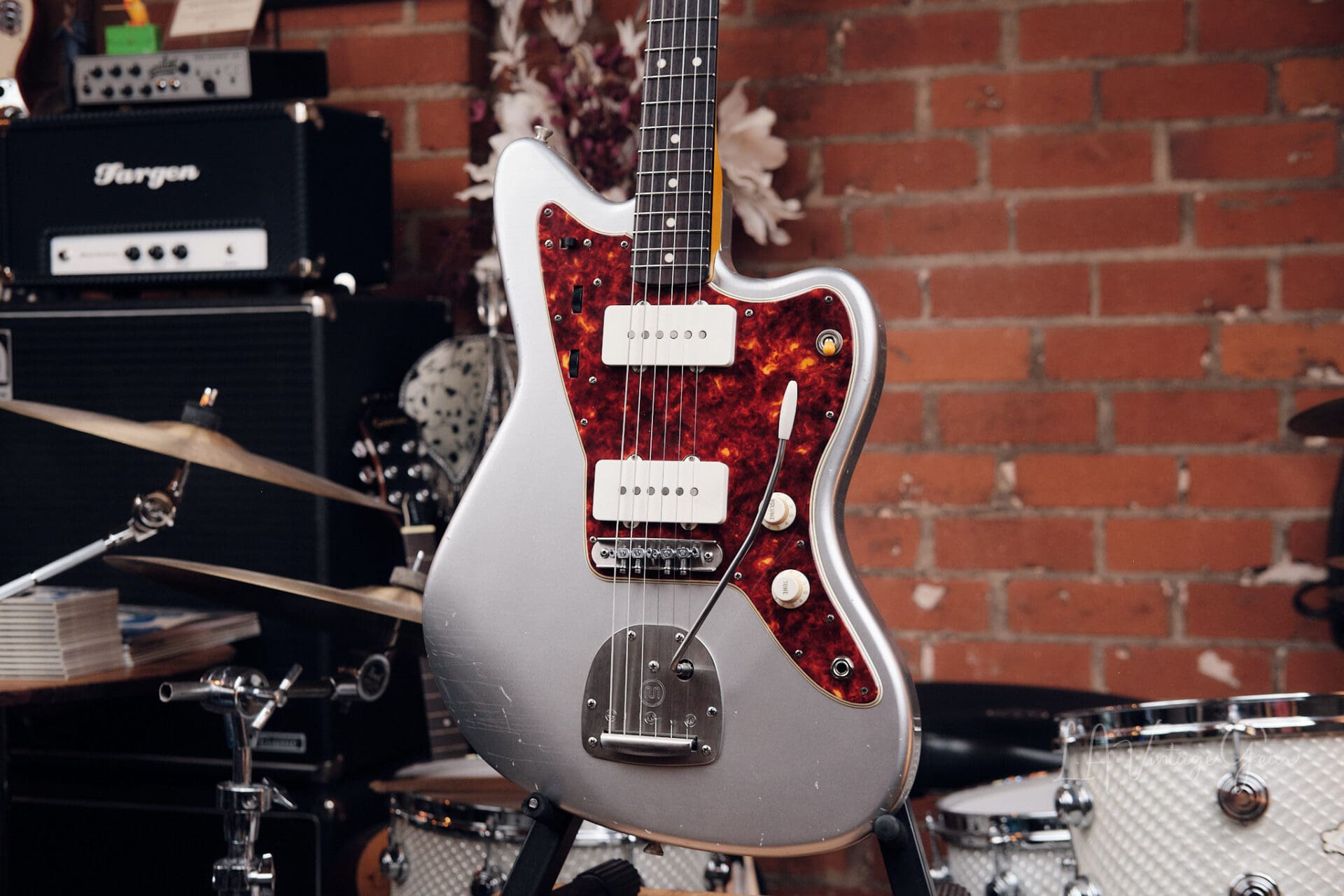Lelah Custom Guitars 37JM - Inca Silver with Avanguard! - Image 4
