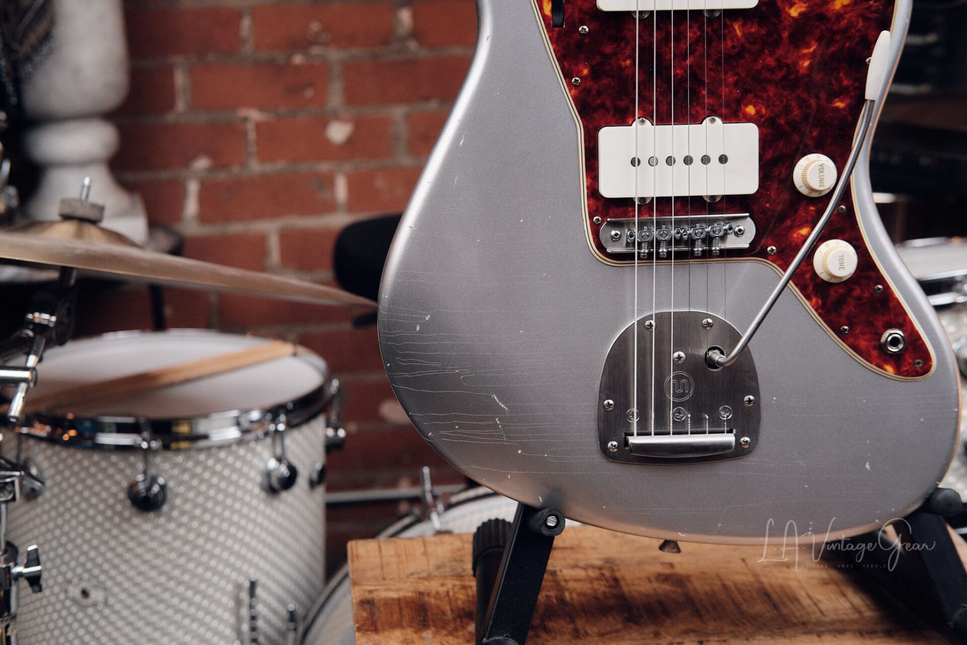 Lelah Custom Guitars 37JM - Inca Silver with Avanguard! - Image 6
