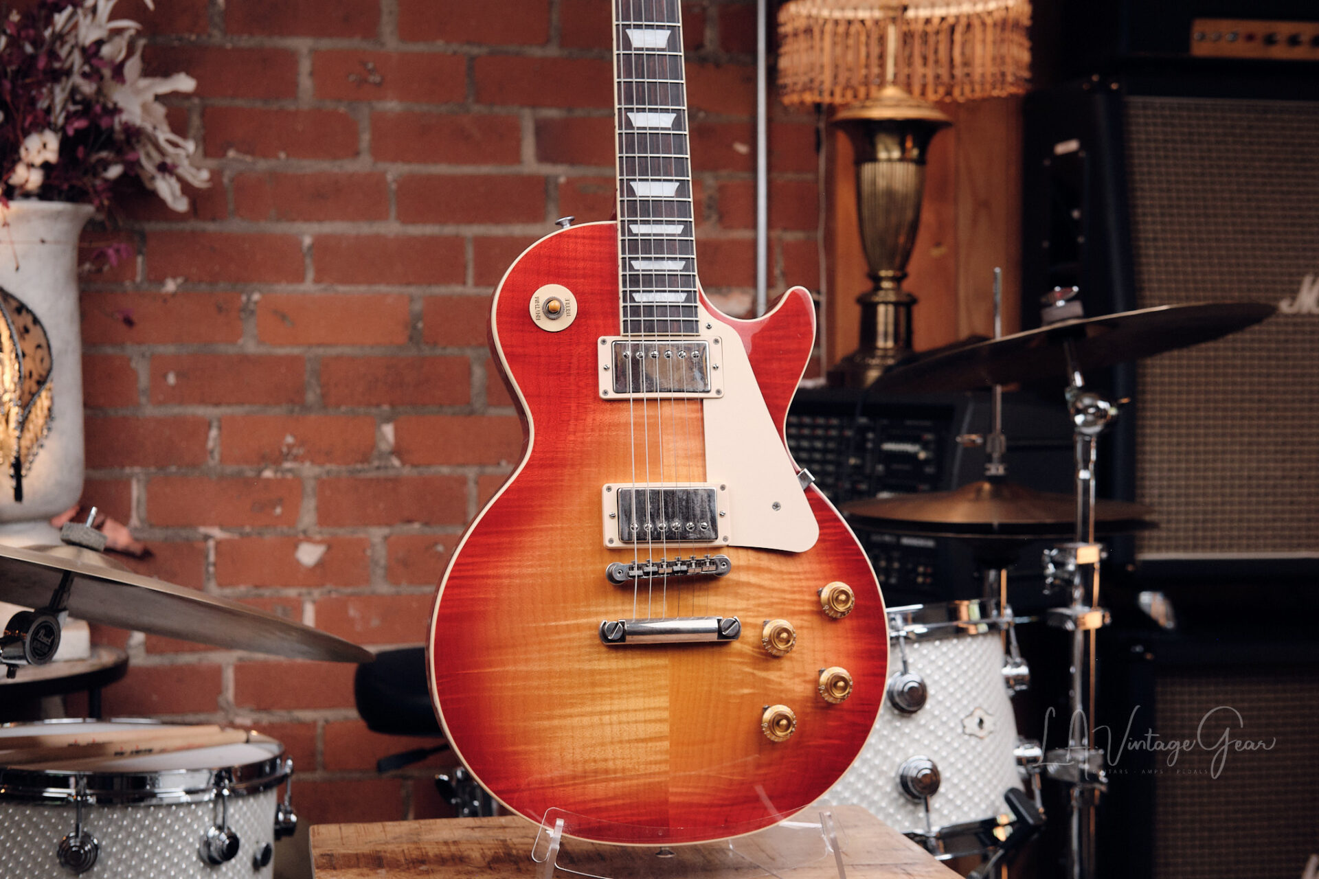 2022 Gibson Les Paul Standard - Heritage Cherry - Image 3