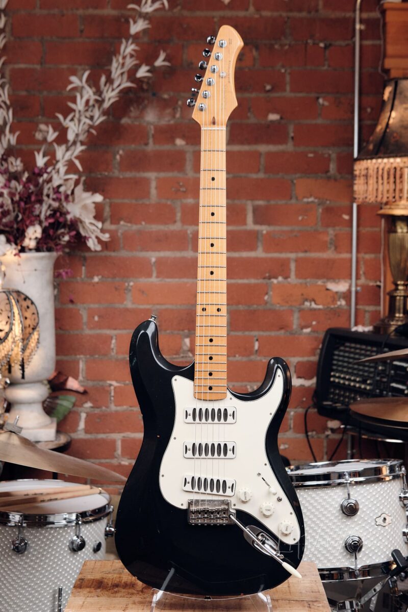Ronin Morningstar - with Stratfoil Pickups!